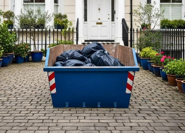 We clear Junk Skip Service 3